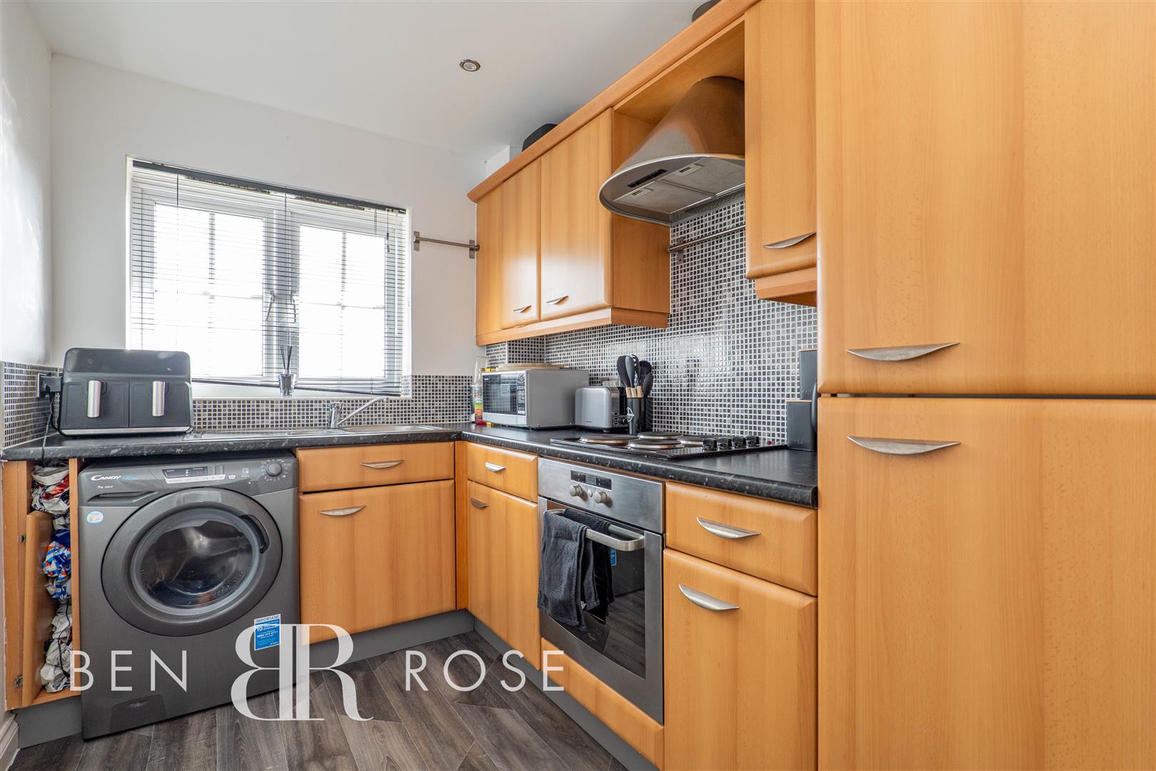 2 bed property in Baxendale Grove, Preston